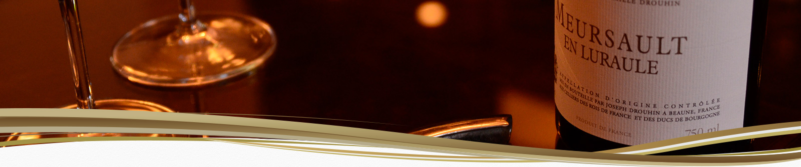 Restaurant　外国のような雰囲気に囲まれて……。