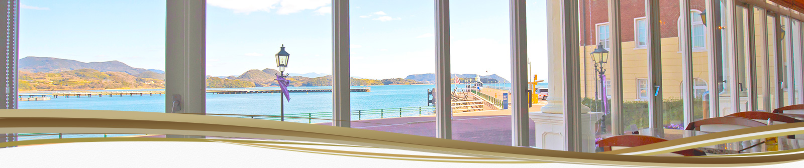 Restaurant　外国のような雰囲気に囲まれて……。